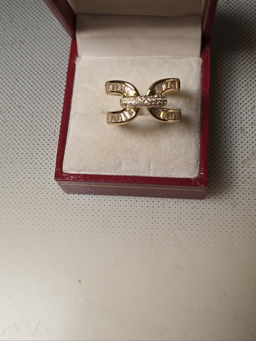 Gold-Tone Crystal Accent X Ring High Fashion Silhouette Boho Design size 7